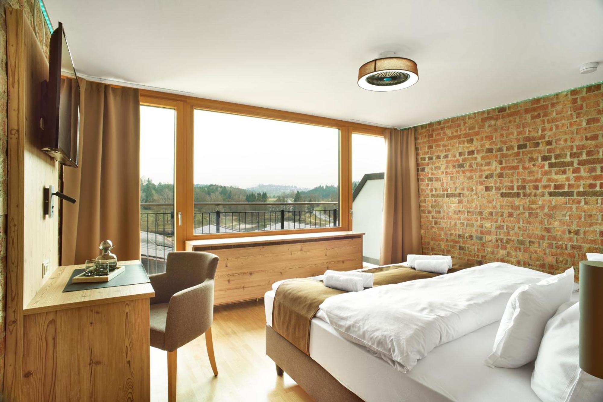 Das Dreiburgensee Naturhotel & Spa Thurmansbang ภายนอก รูปภาพ